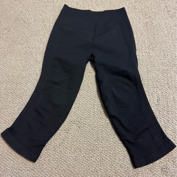 lululemon athletica Pants - LULULEMON COMPRESSION SIZE 8 leggings